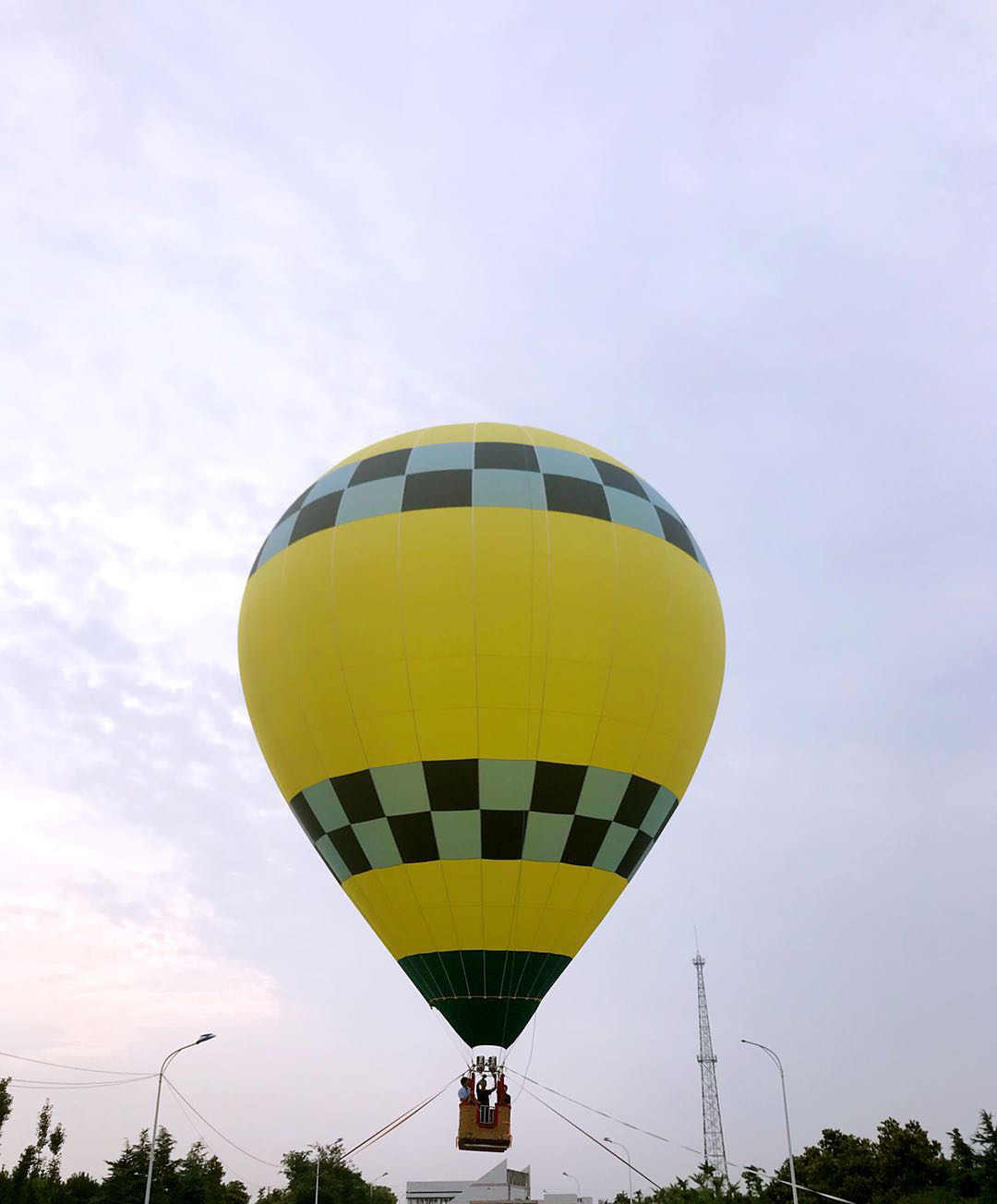 ZT一7(四人球) 批发价：2.88万-四人球-热气球租赁,景区载人观光热气球,商用广告热气球,江苏中天航空装备有限公司